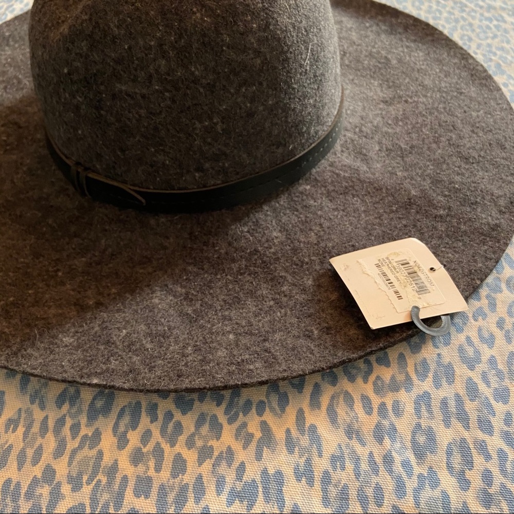 Heather Grey Wool Felt Floppy Hat - Picture 3 of 4